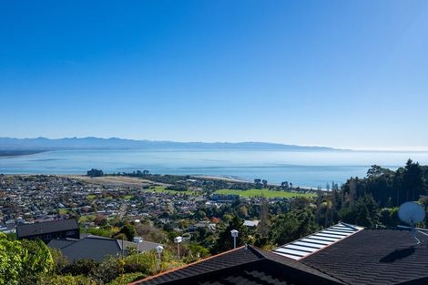 Photo of property in 328 Princes Drive, Britannia Heights, Nelson, 7010