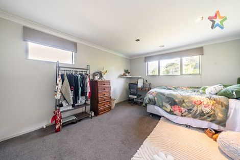 Photo of property in 201 Miromiro Road, Normandale, Lower Hutt, 5010