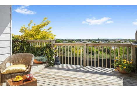 Photo of property in 31 Mellsop Avenue, Waiuku, 2123