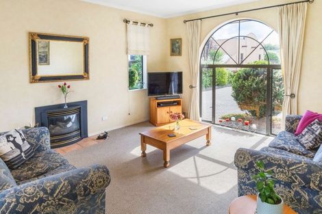 Photo of property in 13 Chesterfield Place, Rototuna, Hamilton, 3210