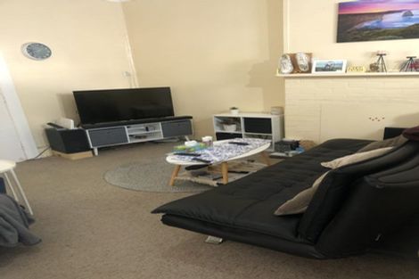 Photo of property in 236 Sutherland Road, Lyall Bay, Wellington, 6022