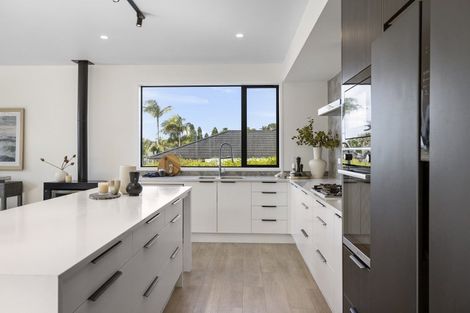 Photo of property in 102 Moffat Road, Bethlehem, Tauranga, 3110