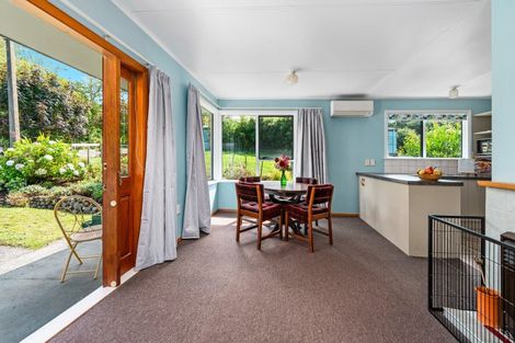 Photo of property in 6 Waugh Street, Kimbolton, 4777