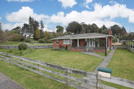 Photo of property in 38 Milne Street, Hunterville, 4730