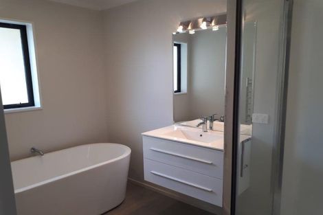 Photo of property in 16 Streamside Terrace, Kaiapoi, 7630