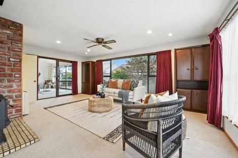 Photo of property in 4 Seadown Crescent, Amberley, 7410