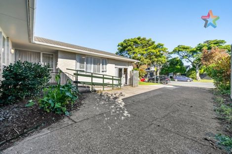 Photo of property in 3 Waddington Drive, Naenae, Lower Hutt, 5011
