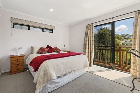 Photo of property in 9 Grovenor Drive, Orewa, 0931