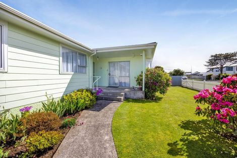 Photo of property in 35 Murdoch Street, Hawera, 4610