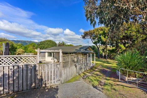 Photo of property in 283 Peka Peka Road, Peka Peka, Waikanae, 5391