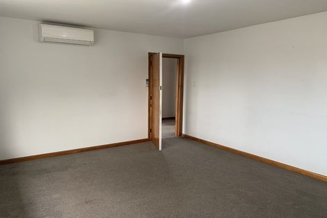 Photo of property in 105 Memorial Avenue, Burnside, Christchurch, 8053