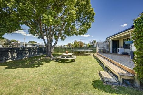 Photo of property in 15 Fleming Crescent, Maraenui, Napier, 4110