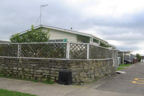 Photo of property in 10 Coromandel Court, Roslyn, Palmerston North, 4414