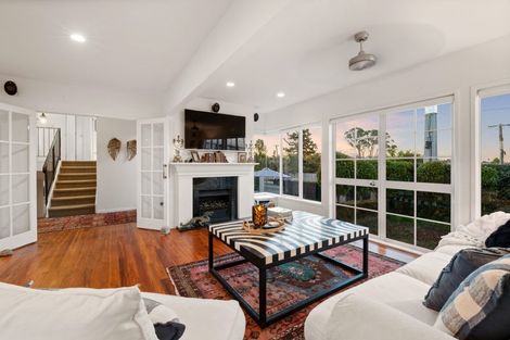 Photo of property in 58 Sunrise Avenue, Mairangi Bay, Auckland, 0630