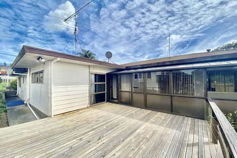 Photo of property in 23 Hazards Road, Weymouth, Auckland, 2103