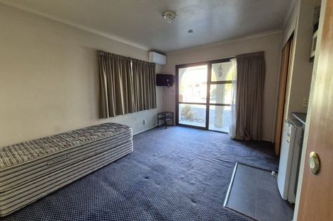 Photo of property in 665 Pioneer Highway, Highbury, Palmerston North, 4412