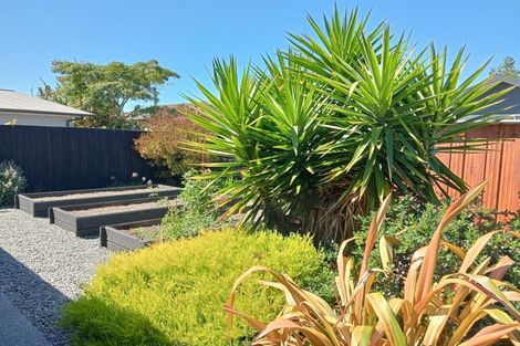 Photo of property in 1/7 Arosa Place, Parklands, Christchurch, 8083