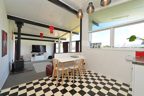 Photo of property in 65 Freyberg Avenue, Tamatea, Napier, 4112