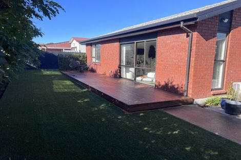 Photo of property in 143 Palmers Road, New Brighton, Christchurch, 8083
