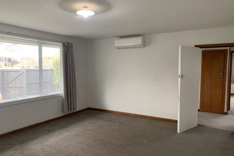 Photo of property in 105 Memorial Avenue, Burnside, Christchurch, 8053