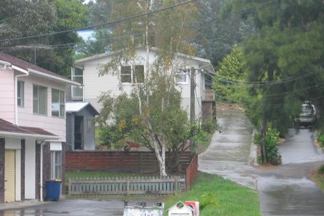 Photo of property in 2/51 Ellice Road, Totara Vale, Auckland, 0629