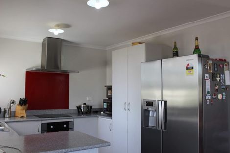 Photo of property in 169f Colwill Road, Massey, Auckland, 0614