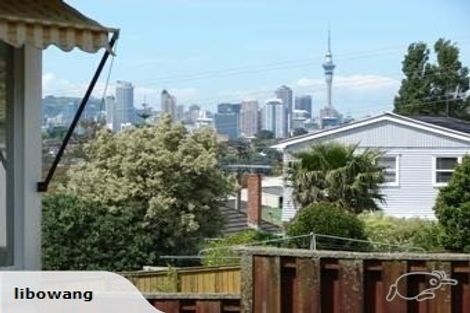 Photo of property in 14 Fentham Road, Hauraki, Auckland, 0622