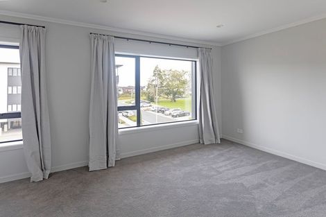 Photo of property in 20 Beach Road, Hobsonville, Auckland, 0616