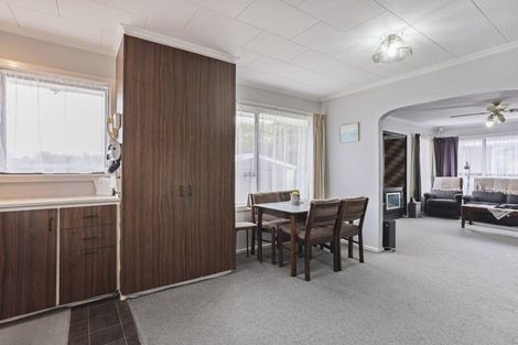 Photo of property in 237 Burwood Road, Burwood, Christchurch, 8083