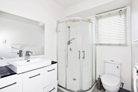 Photo of property in 27 Fairdale Avenue, Red Hill, Papakura, 2110