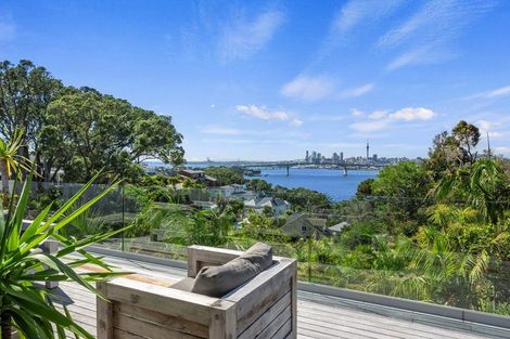 Photo of property in 24 Bridge View Road, Birkenhead, Auckland, 0626