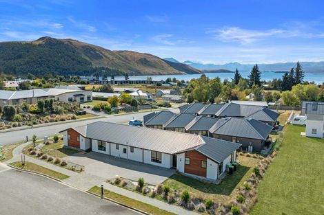 Photo of property in 1 Rodman Lane, Lake Tekapo, 7999