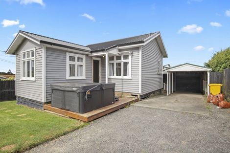Photo of property in 2 Quarry Road, Pukekohe, 2120