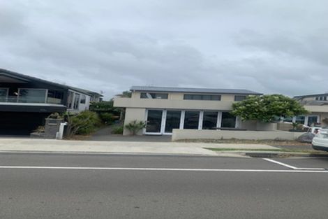 Photo of property in 171 Marine Parade, Mount Maunganui, 3116