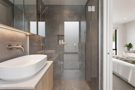 Photo of property in 1/2a Church Lane, Merivale, Christchurch, 8014