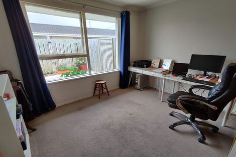 Photo of property in 2/22 Longfellow Street, Sydenham, Christchurch, 8023