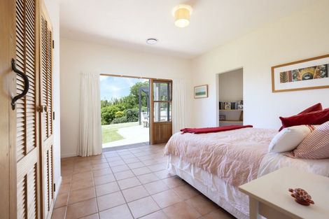 Photo of property in 193 Shegadeen Road, Wharehine, Wellsford, 0973