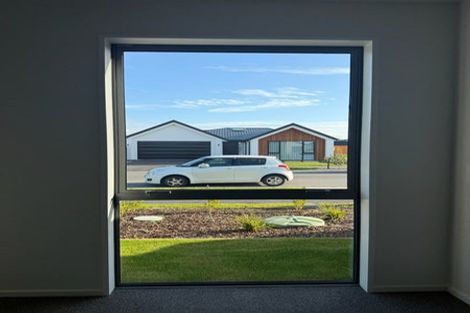 Photo of property in 11 Benrogan Drive, Halswell, Christchurch, 8025