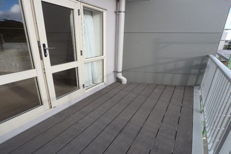 Photo of property in Luxford Villas, 314/72u Herald Street, Berhampore, Wellington, 6023