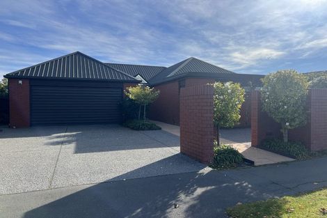 Photo of property in 93 Apsley Drive, Avonhead, Christchurch, 8042