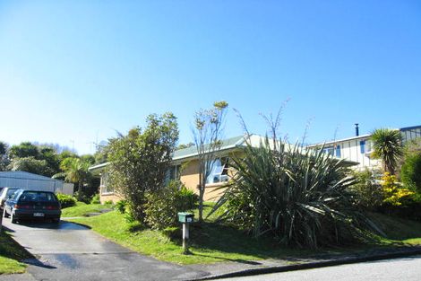Photo of property in 19 Stirling Drive, Greymouth, 7805