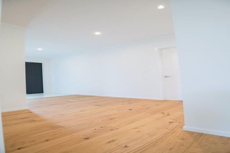 Photo of property in 42 Taikura Avenue, Red Beach, 0932