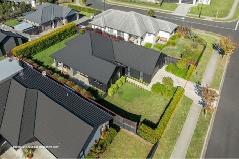 Photo of property in 22 Tauroa Drive, Tuakau, 2121