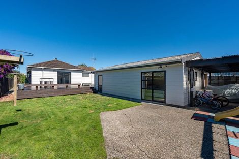 Photo of property in 18 Jasmine Avenue, Dinsdale, Hamilton, 3204