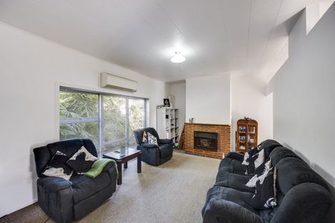 Photo of property in 2 Avondale Road, Taradale, Napier, 4112