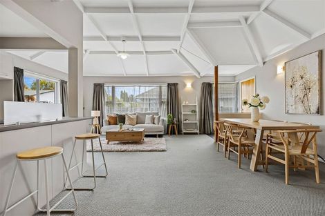 Photo of property in 73 Harris Crescent, Papanui, Christchurch, 8053