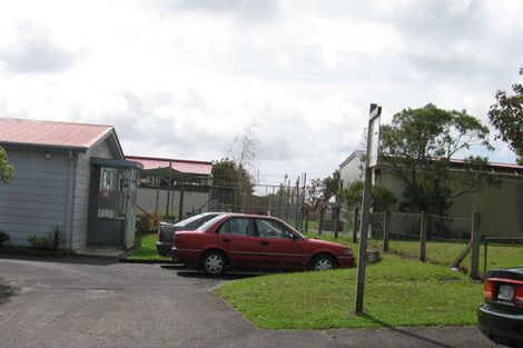 Photo of property in 15a Katrina Place, Massey, Auckland, 0614