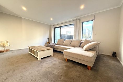 Photo of property in 26 Tuamaka Lane, Hobsonville, Auckland, 0616