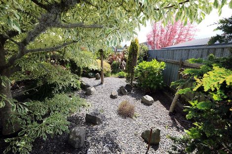 Photo of property in 26 Oberon Street, Stratford, 4332