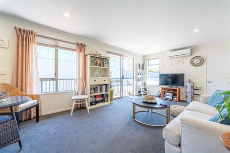 Photo of property in 2/92 Arthur Street, Seaview, Timaru, 7910